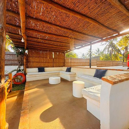 Telvina Beach Lodge 维兰库卢什 外观 照片