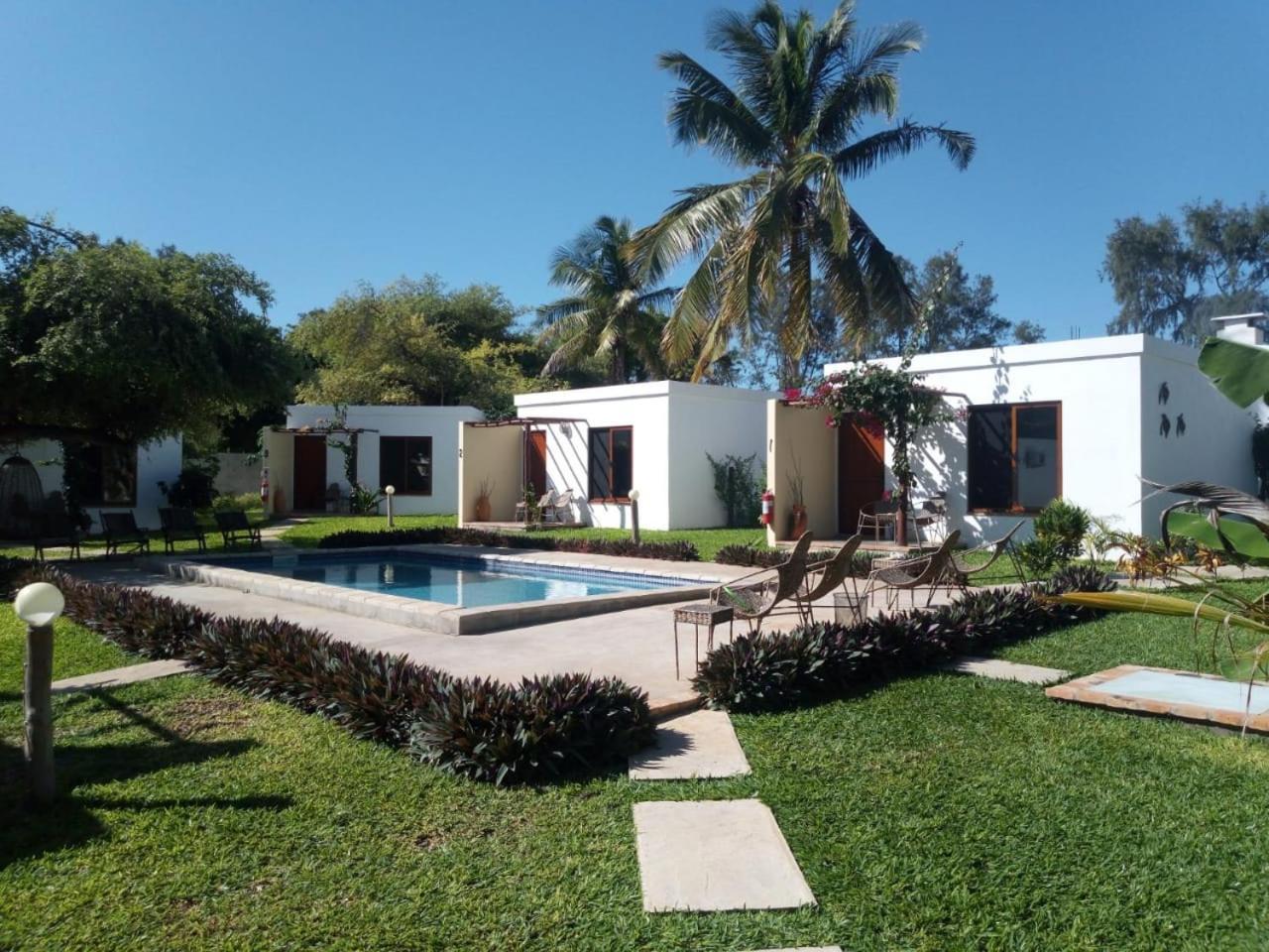 Telvina Beach Lodge 维兰库卢什 外观 照片