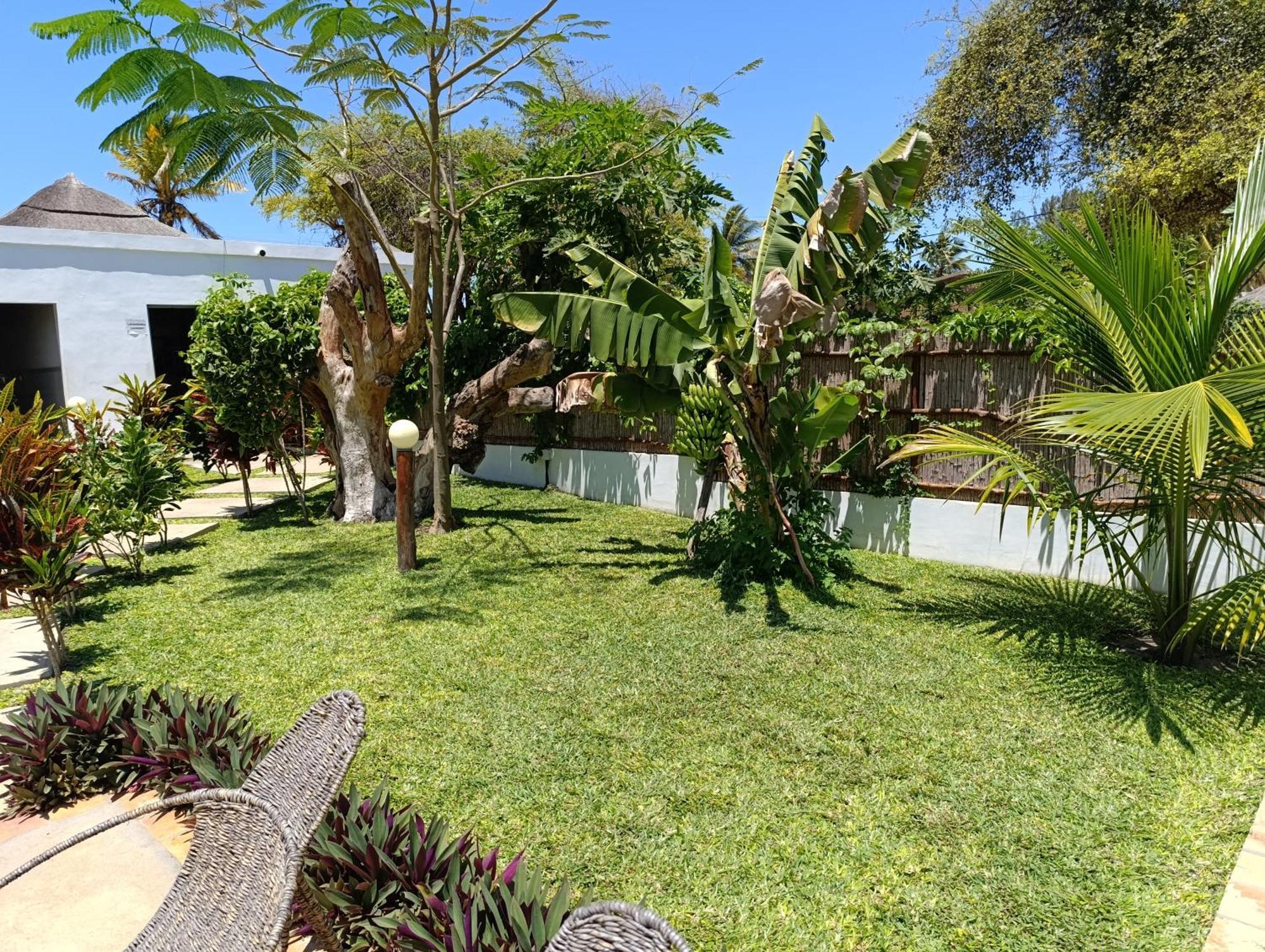 Telvina Beach Lodge 维兰库卢什 外观 照片
