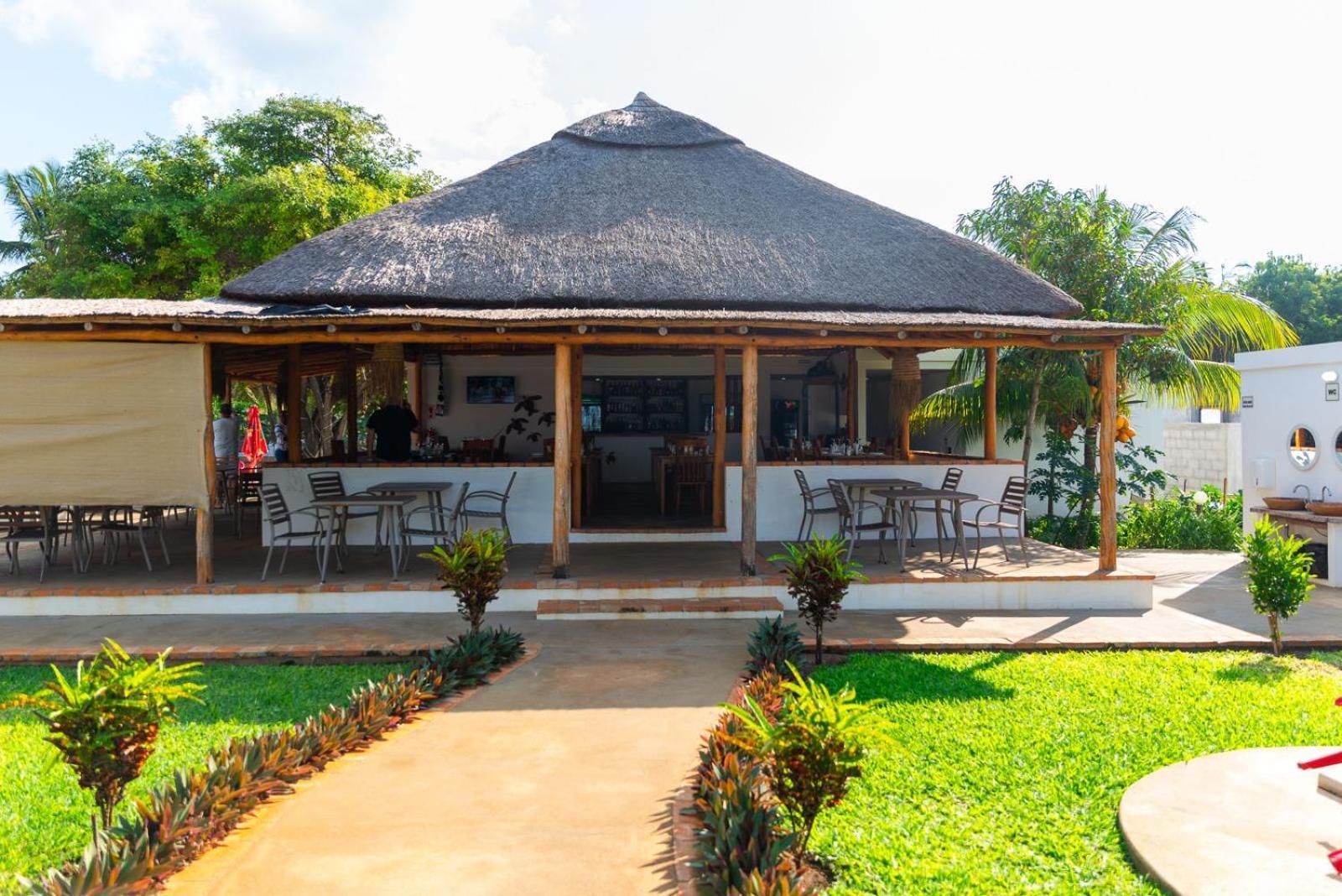 Telvina Beach Lodge 维兰库卢什 外观 照片