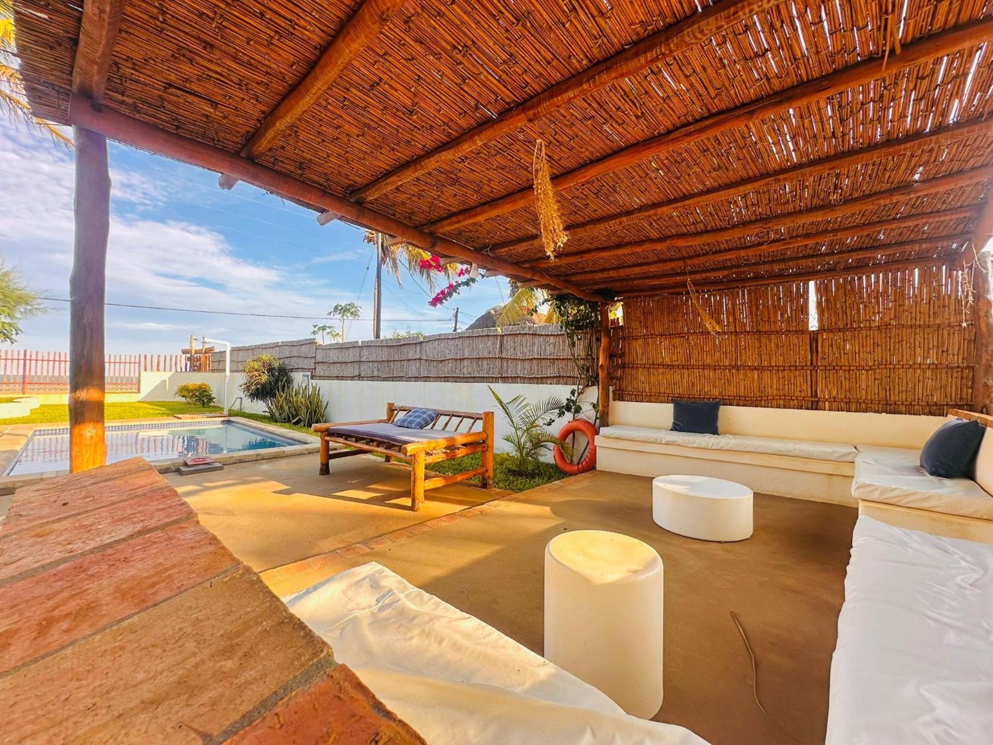 Telvina Beach Lodge 维兰库卢什 外观 照片
